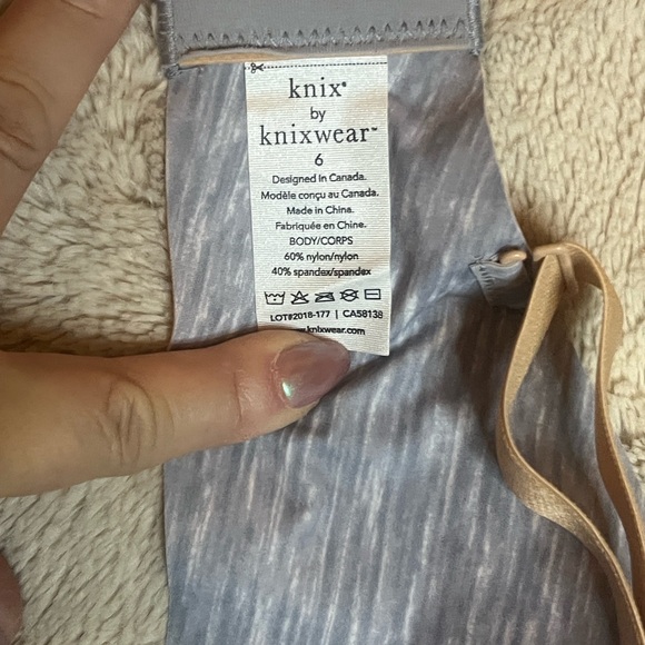 Knix Evolution reversible bra nude grey EUC sz 6 - Picture 6 of 7